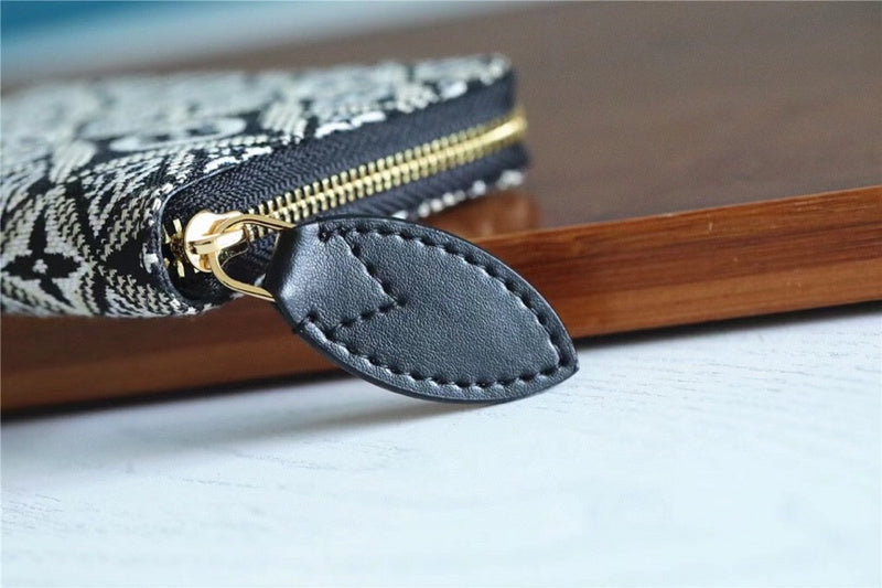 Fan Fashion Lu-Vi bags - 8955