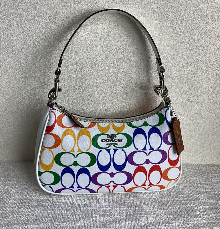 Amelia-i CAH Bags - 219