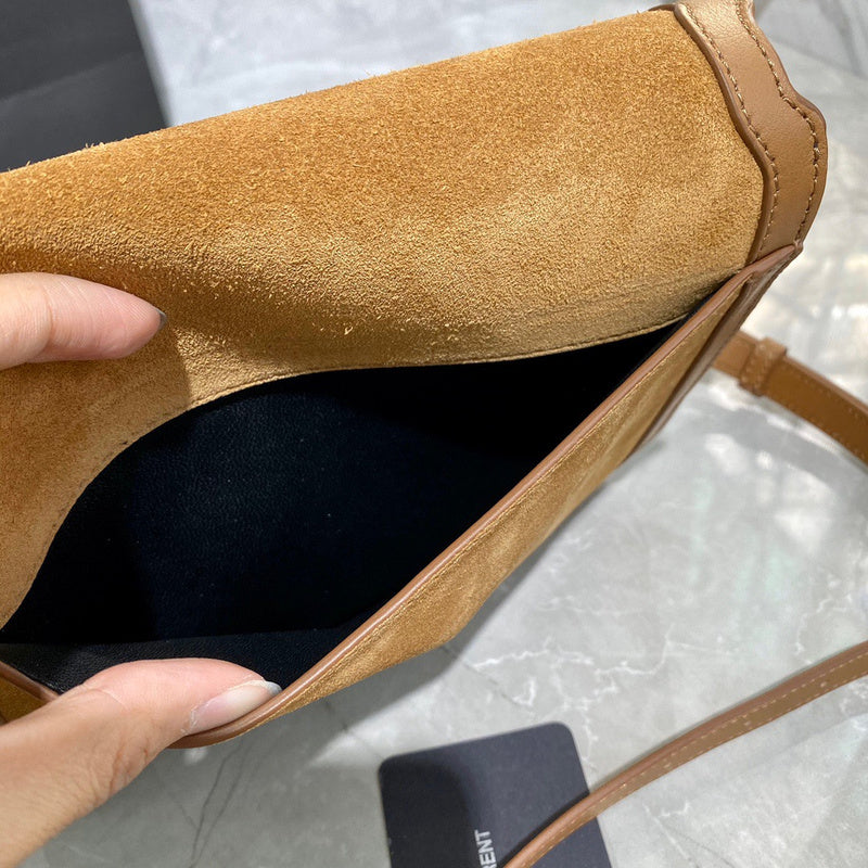 Amelia - YSL Bag - 3752
