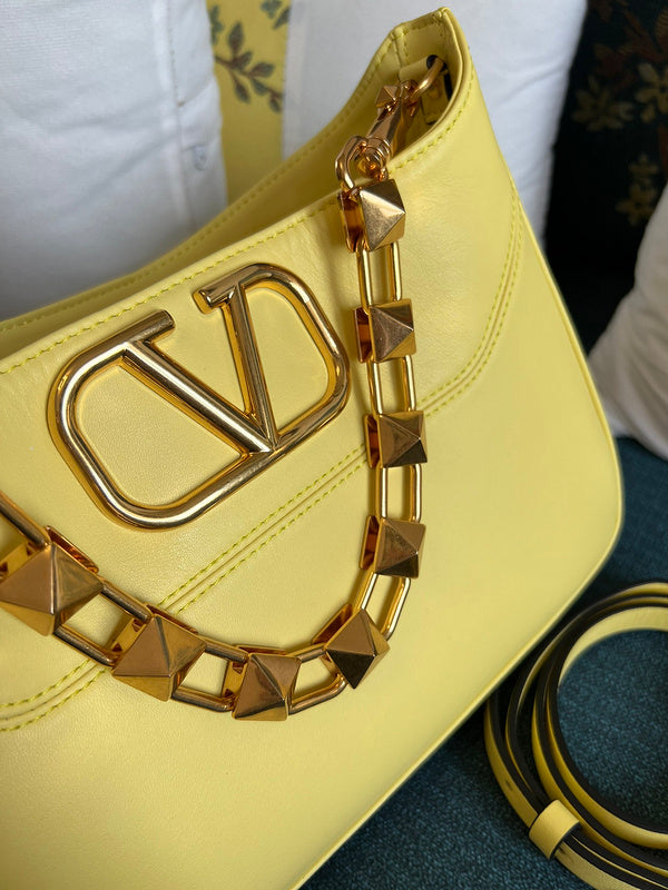 VAL LUXURY BAGS - FOR FASHION LOVERS  AFFORDABLE LUXURY BAGS- 1554