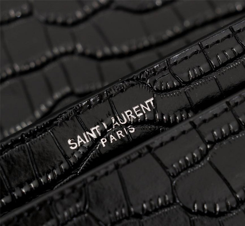 Amelia - YSL Bag - 2543