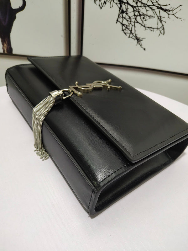 Amelia - YSL Bag - 3545