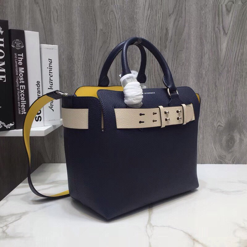Burberry Bags - Bagsattire   439