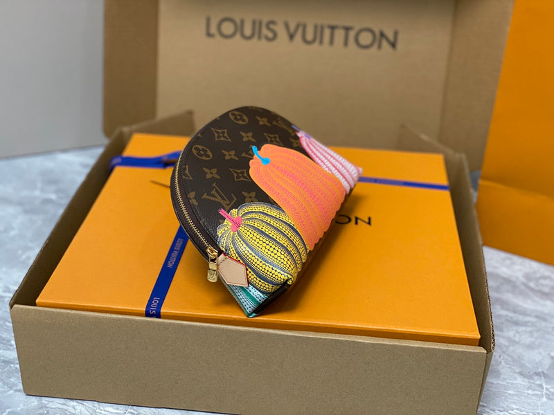 Amelia's Bag Gallery - LOV Bags - 1080