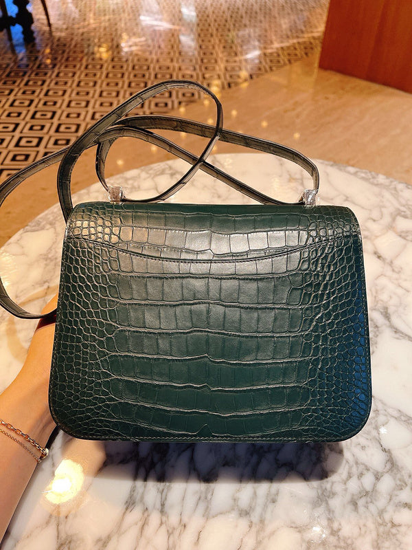 Amelia - HMS Bags - 1545
