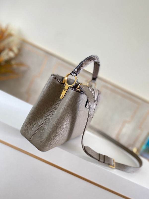 Fan Fashion Lu-Vi bags - 17343