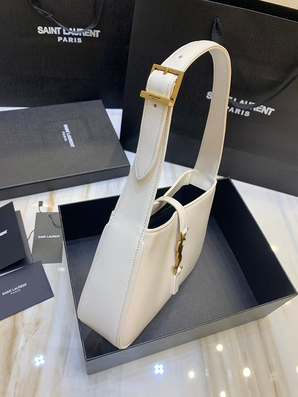 Amelia - YSL Bag - 2383