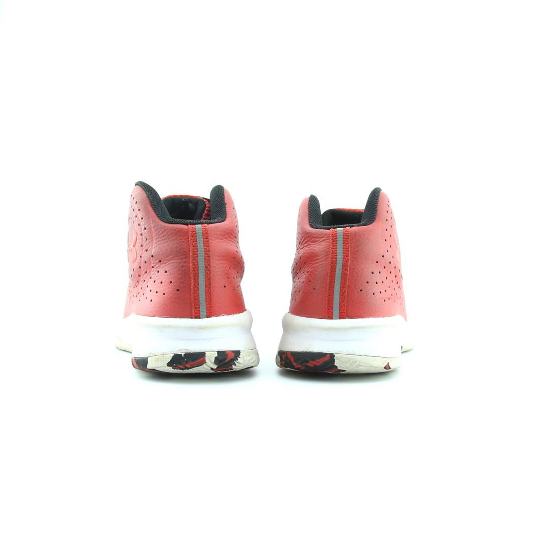 UNDER ARMOUR JET 2019