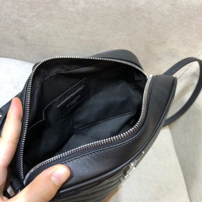 Amelia - YSL Bag - 3715
