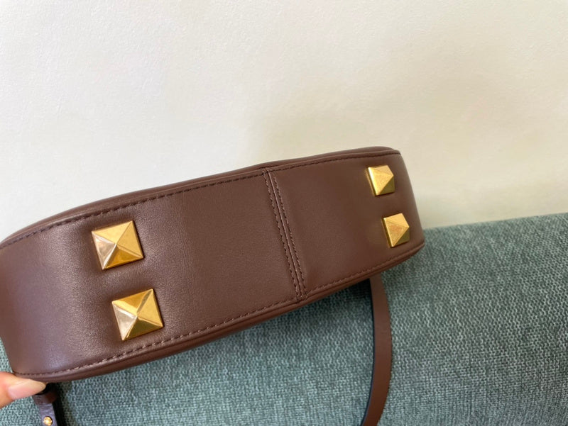 VAL LUXURY BAGS - FOR FASHION LOVERS  AFFORDABLE LUXURY BAGS- 572
