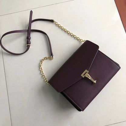 Burberry Bags - Bagsattire   308