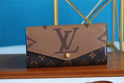 Fan Fashion Lu-Vi bags - 8919