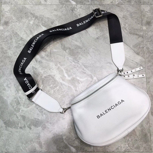 BLN-Ciaga Sling Bag In White, For Women,  Bags 9.1in/23cm