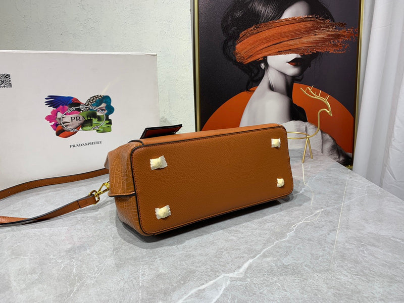 Barnes-Bags - Prada Bags - 992