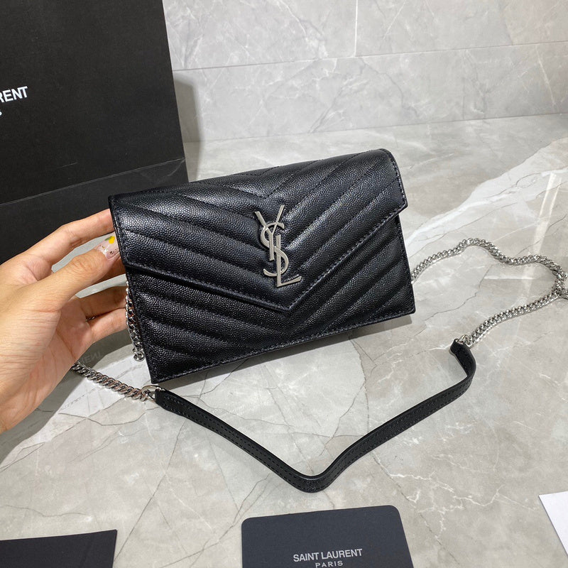 Amelia - YSL Bag - 4021