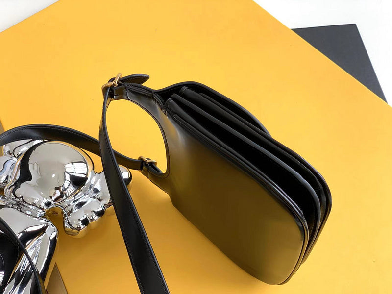 Amelia - YSL Bag - 4198