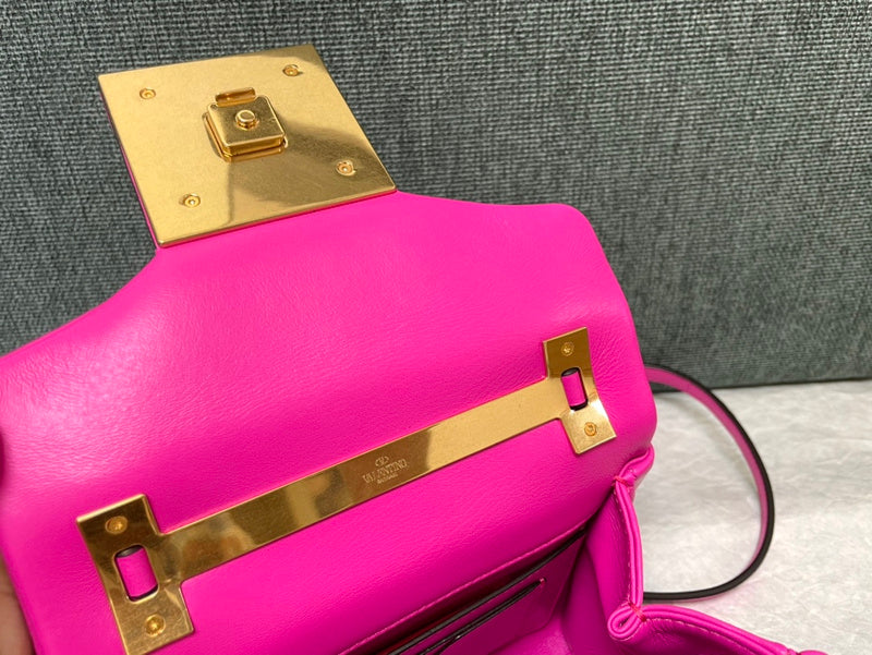Amelia's Bag Gallery - VEL Bags - 658