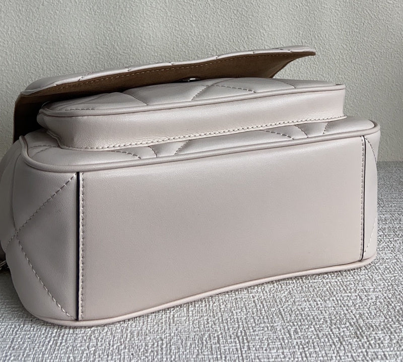 Amelia-i CAH Bags - 138