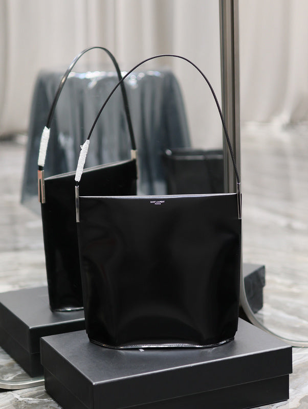 Amelia - YSL Bag - 1855