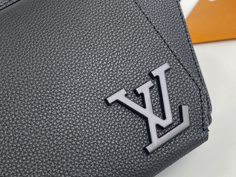 Fan Fashion Lu-Vi bags - 17582