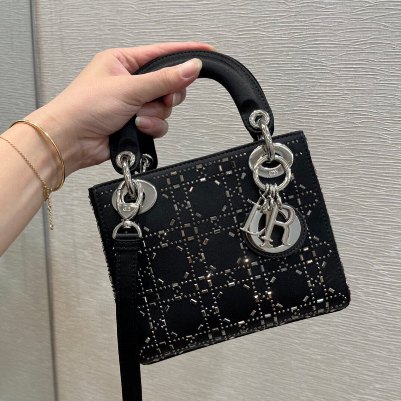 Amelia- DYOR FASHION BAGS - 2201
