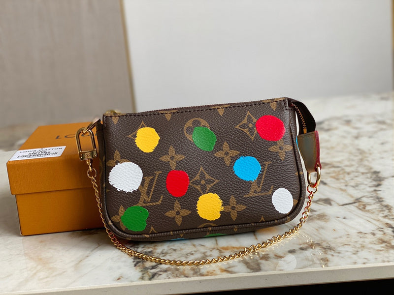 Amelia's Bag Gallery - LOV Bags - 699