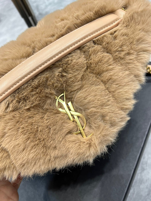 Amelia - YSL Bag - 4162
