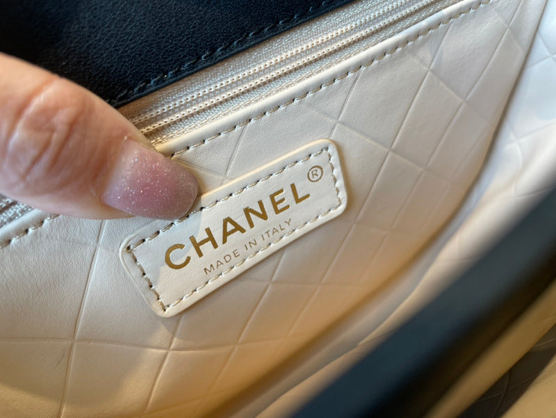Wellow Bags - Chanel - Bags  - 764