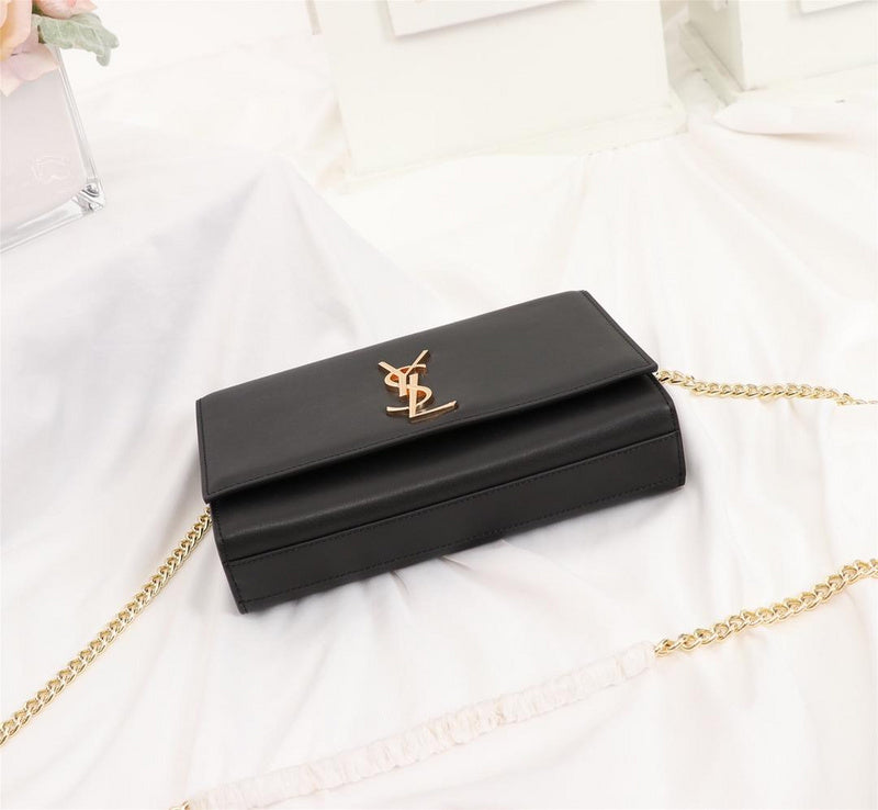 Amelia - YSL Bag - 2610