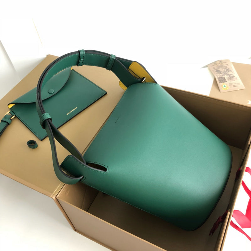 Burberry Bags - Bagsattire   322