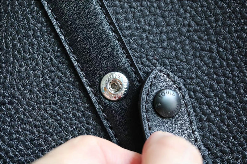 Fan Fashion Lu-Vi bags - 10274