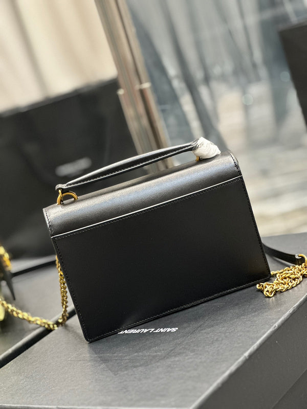 Amelia - YSL Bag - 1914