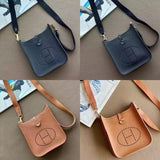 Amelia - HMS Bags - 1740