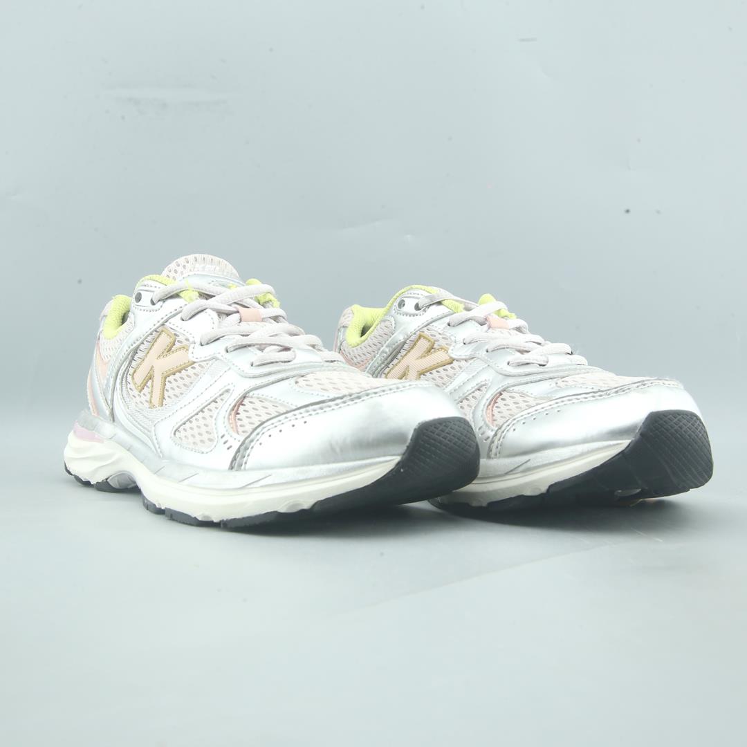 KELME  .