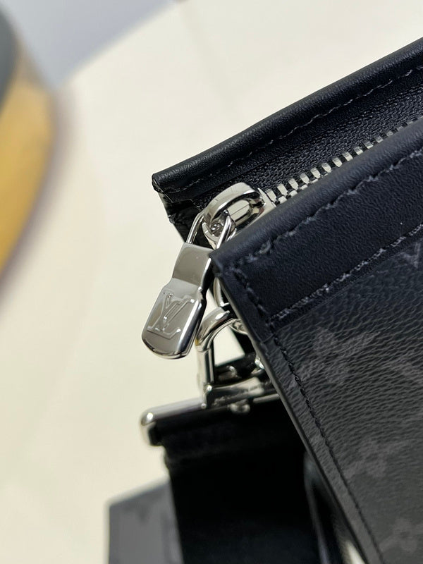 Fan Fashion Lu-Vi bags - 17126
