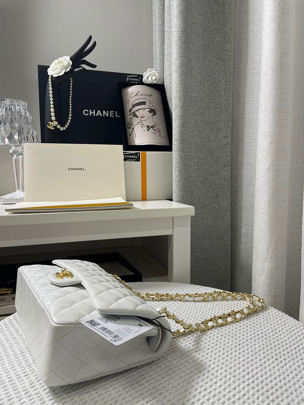 Wellow Bags - Chanel - Bags  - 257