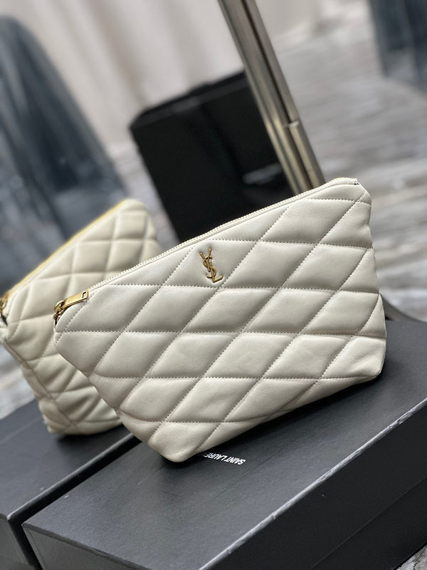 Amelia - YSL Bag - 2358