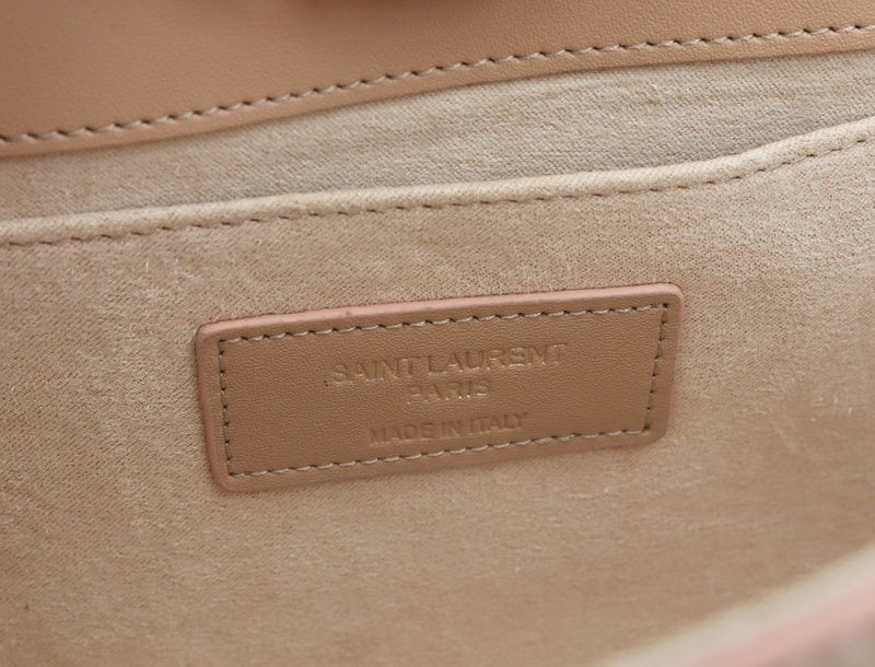 Amelia - YSL Bag - 3530