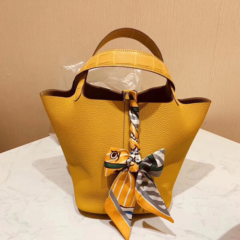 Amelia - HMS Bags - 1766