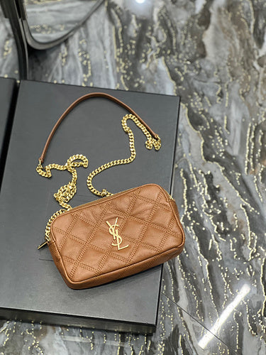 Amelia - YSL Bag - 3746