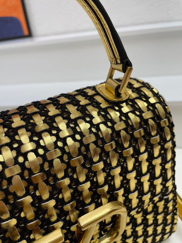 Amelia's Bag Gallery - VEL Bags - 209