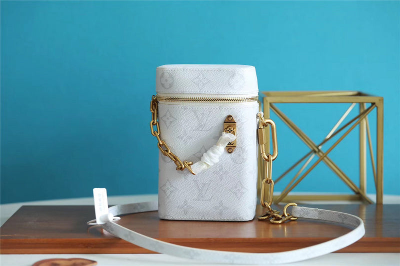 Fan Fashion Lu-Vi bags - 9270