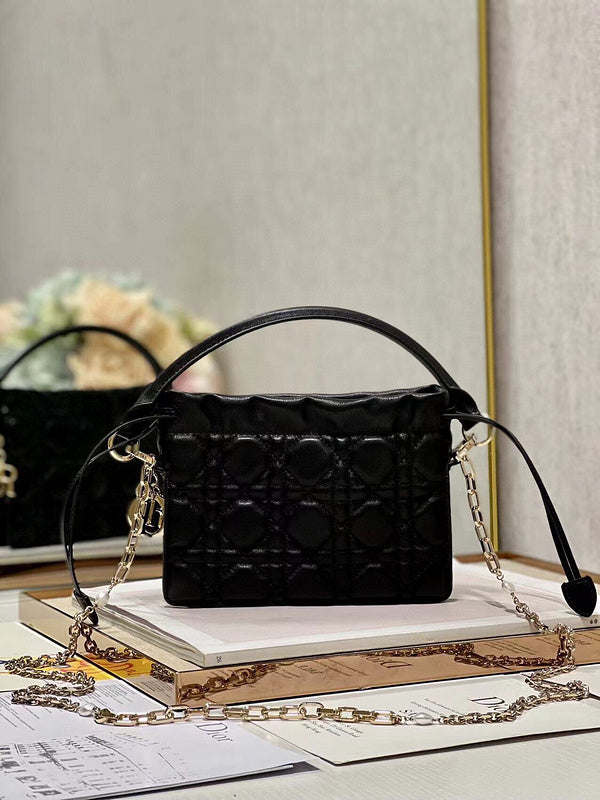 Amelia- DYOR FASHION BAGS - 1657