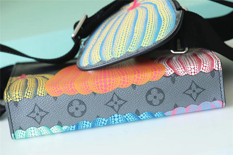 Fan Fashion Lu-Vi bags - 9945