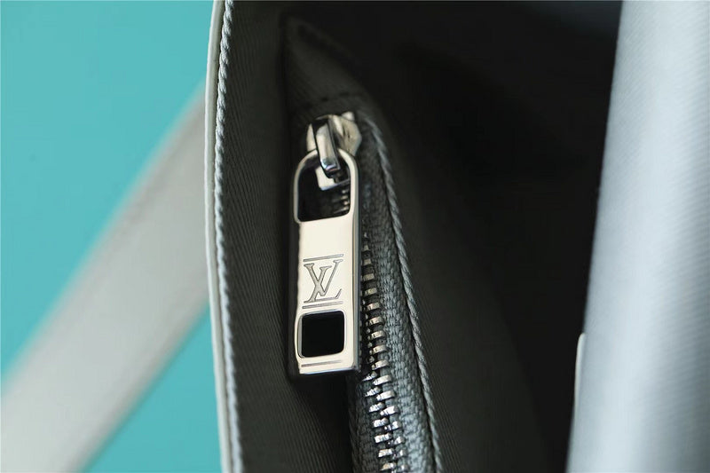 Fan Fashion Lu-Vi bags - 9917