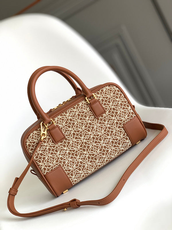 Amelia's Bag Gallery - LWO Bags - 929