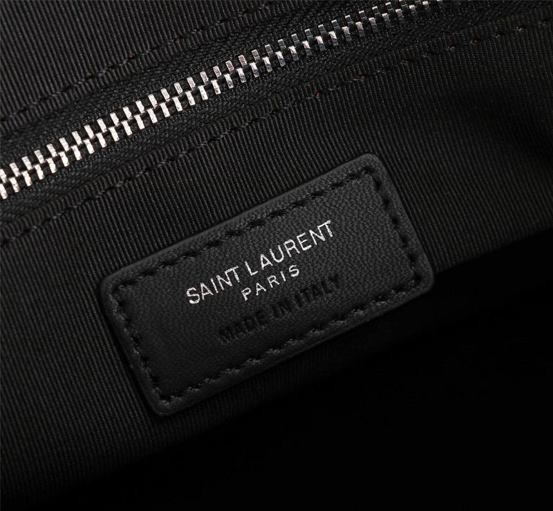 Amelia - YSL Bag - 2957