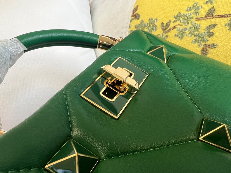 VAL LUXURY BAGS - FOR FASHION LOVERS  AFFORDABLE LUXURY BAGS- 1055