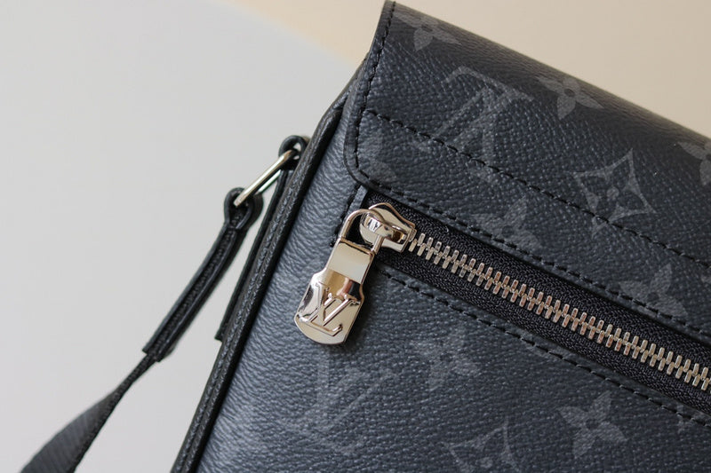 Fan Fashion Lu-Vi bags - 17191