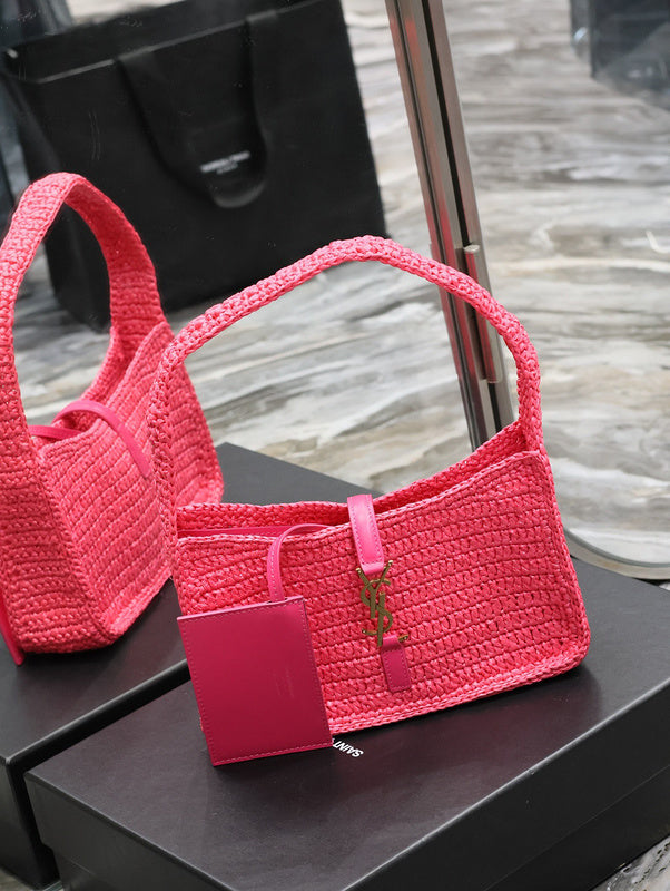 Amelia - YSL Bag - 1823